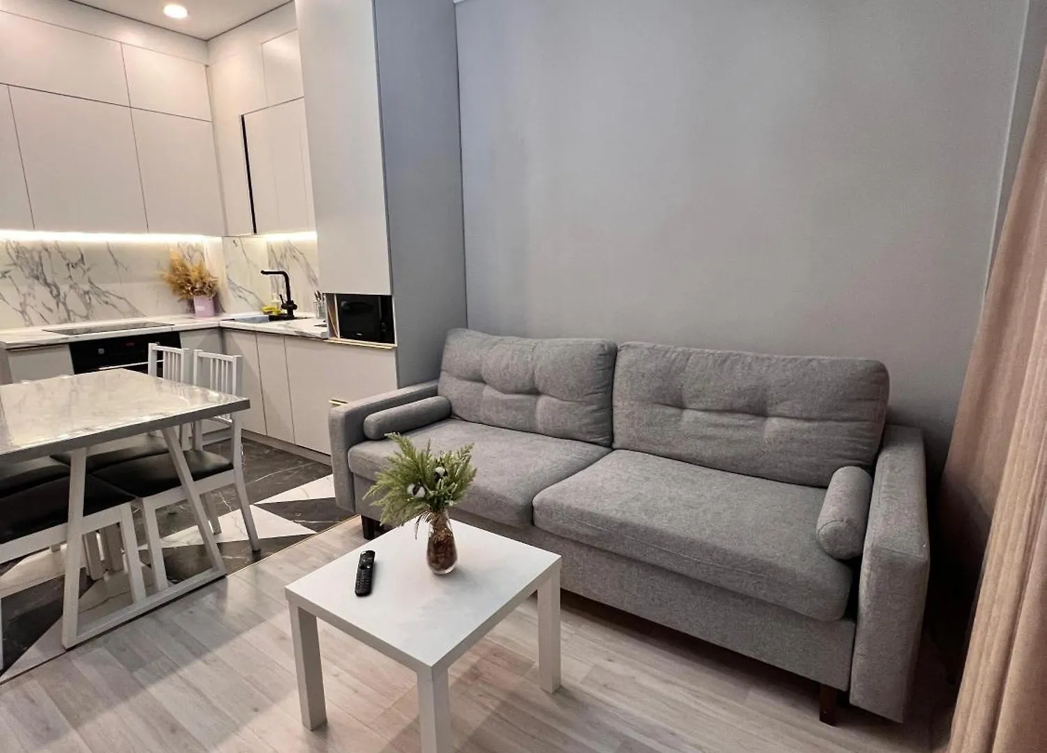 Apartment Шолпан Сити 2\12 Almaty